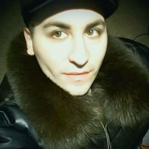 Meet your Posher, Eric